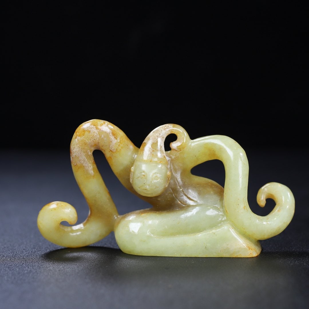 An Exquisite White Jade Figure Ornament: An Exquisite White Jade Figure Ornament,Qing Dynasty,China,Size:4.5inx1.2inx2.4in,Weight:166g 白玉人物摆件,中国清代