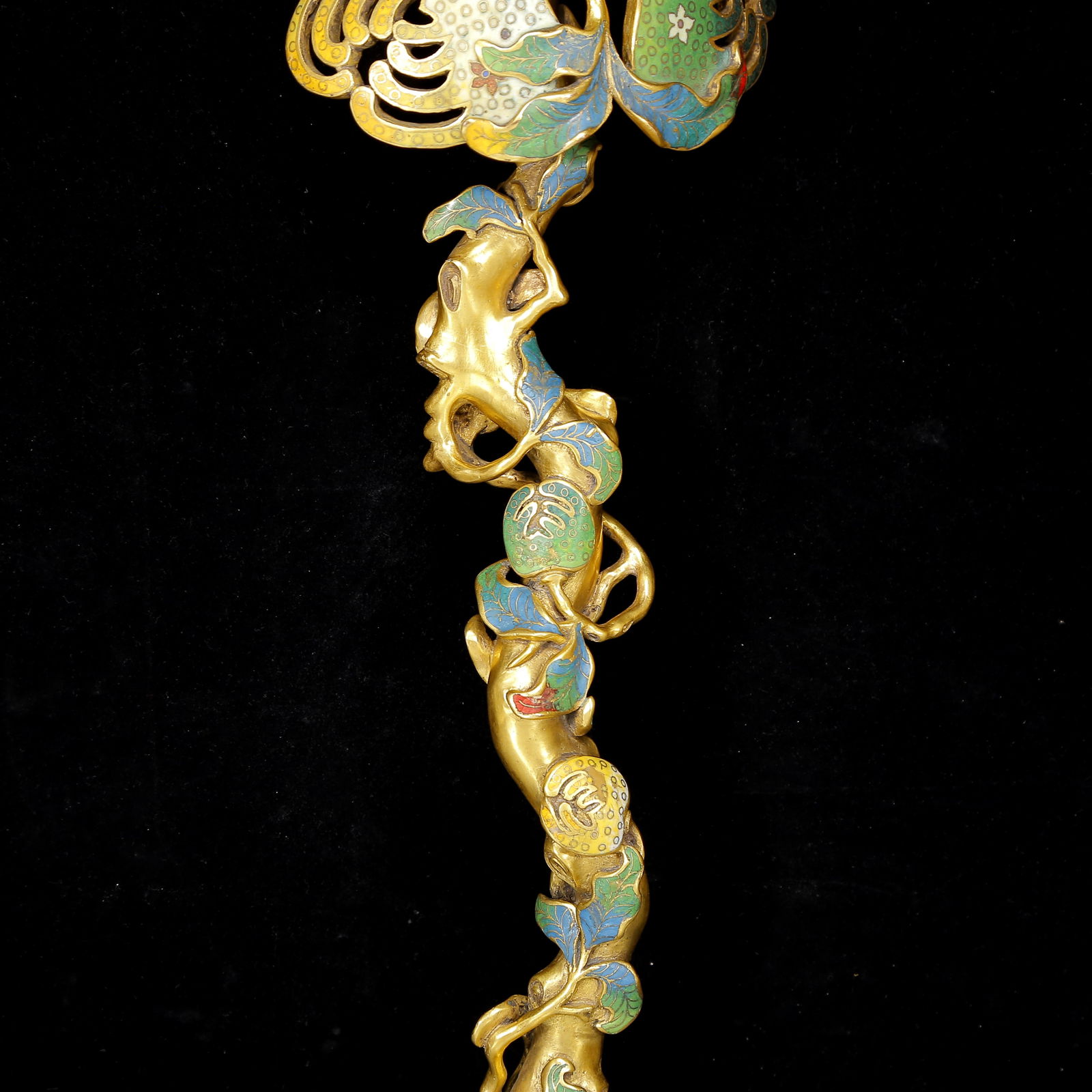 A Huge Cloisonne Bergamot Pattern Ruyi - 3