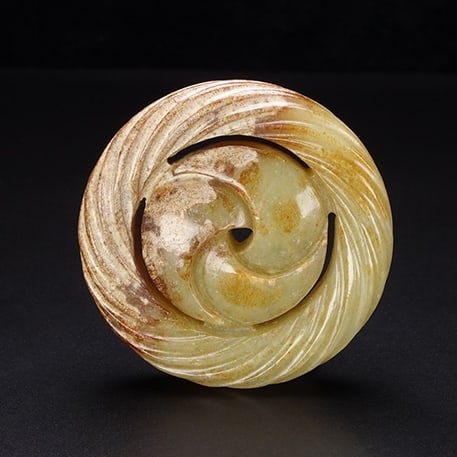 An Exquisite White Jade Pendant - 6