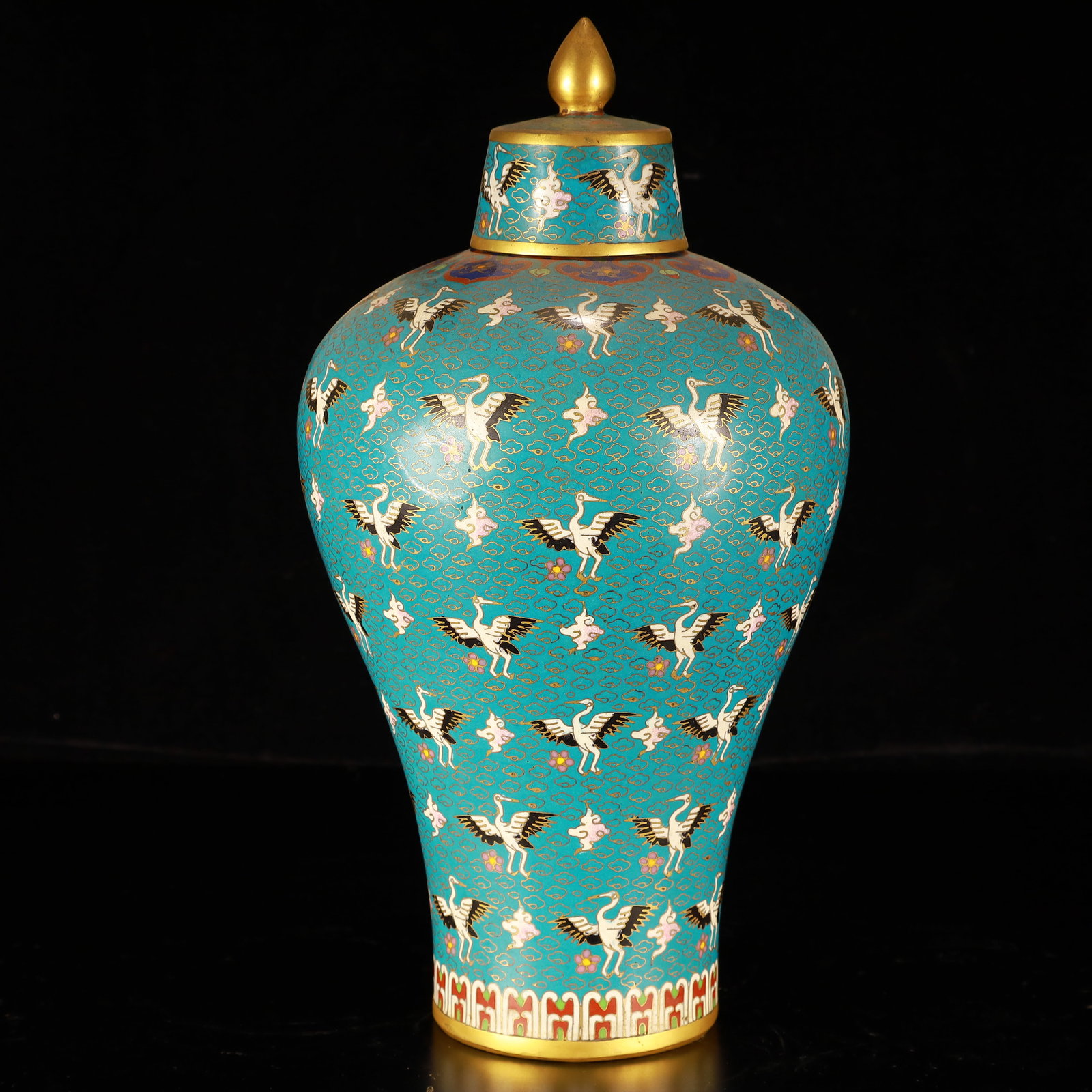 An Exquisite Cloisonne Crane Pattern Vase: An Exquisite Cloisonne Crane Pattern Vase,(A type of enamelware with metal wires separating colored glaze, originating in China),Qing Dynasty,China,Qianlong Six-character Mark,Size:7.5inx7.5inx14.6in,