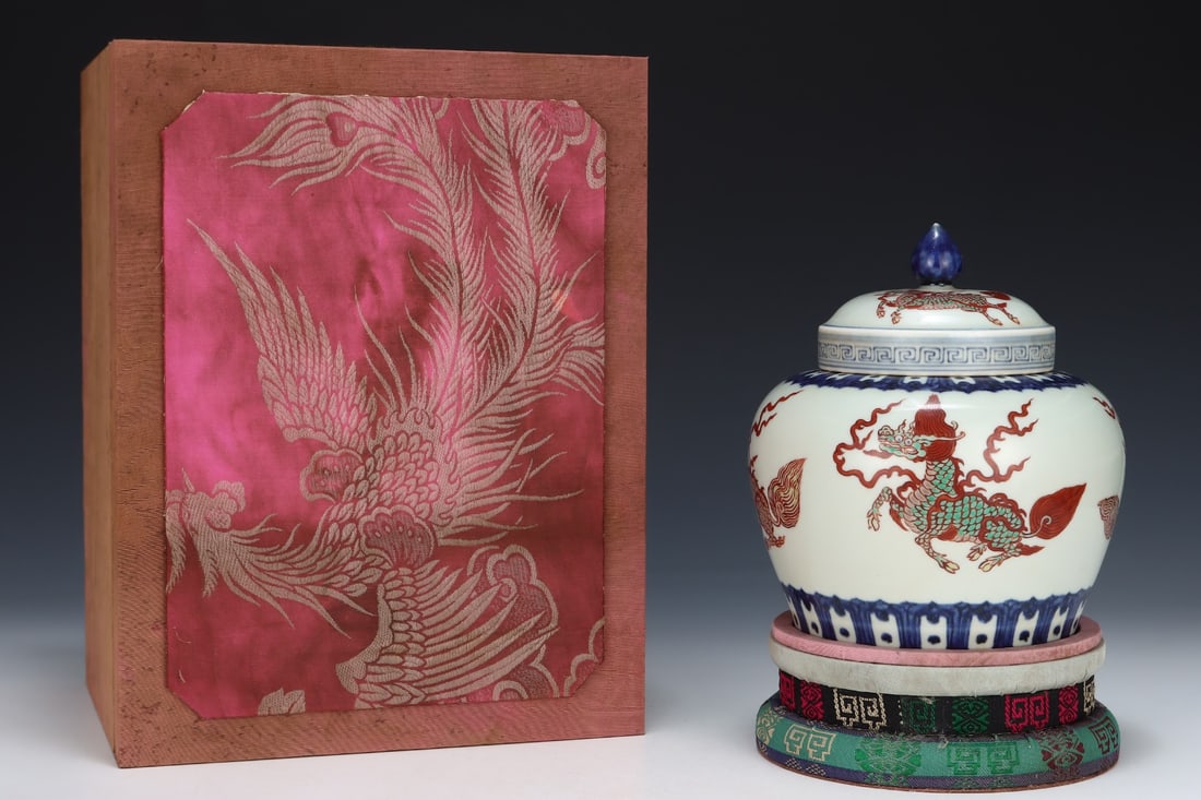An Exquisite Doucai Kylin Pattern Jar with Cover (1 of 7)