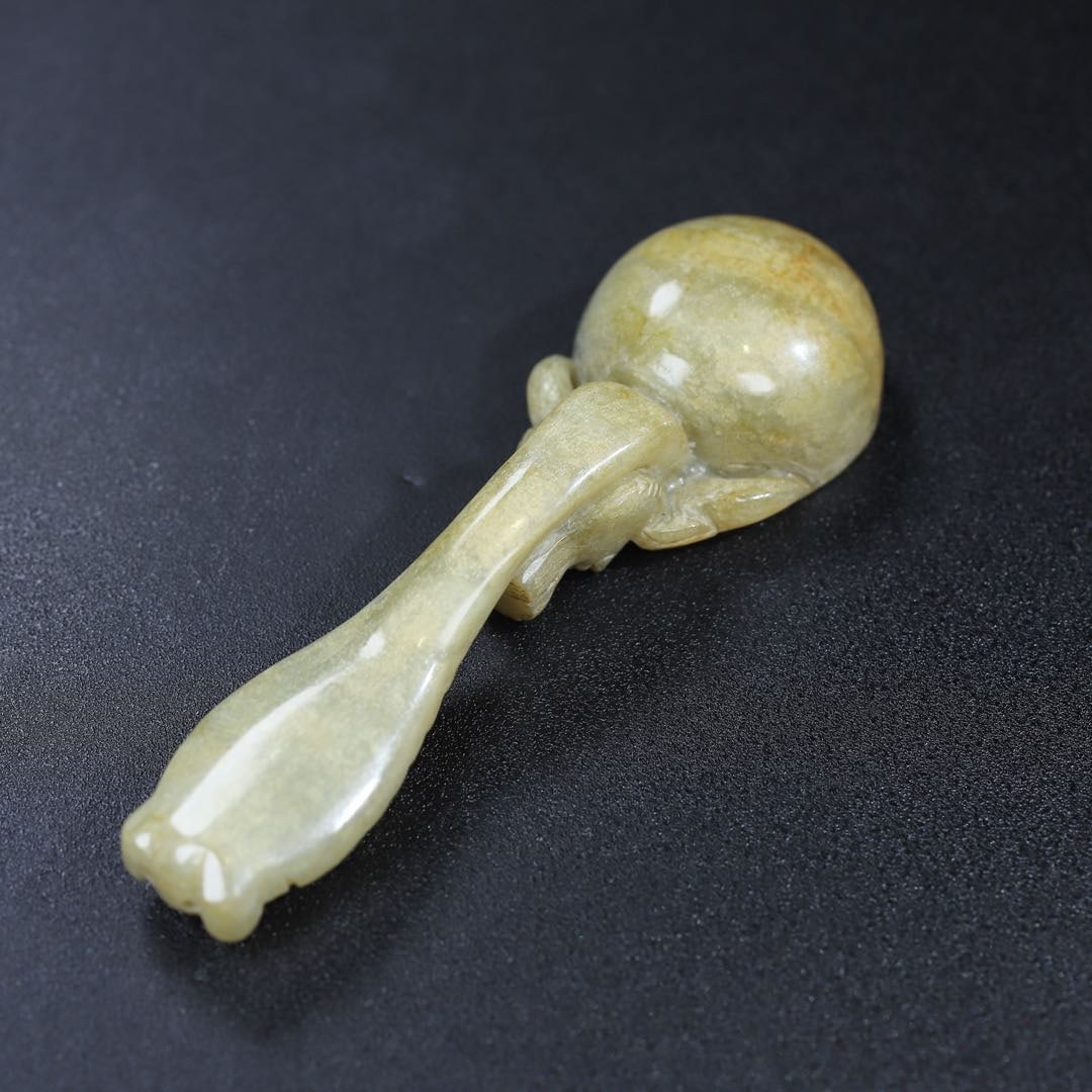 An Exquisite White Jade Buffalo Pattern Spoon - 9