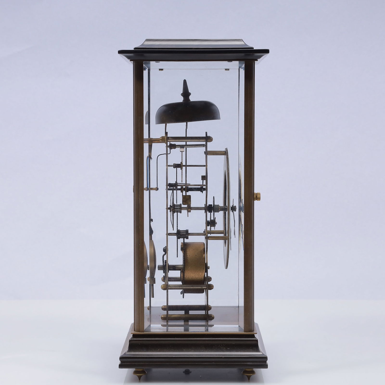 An Exquisite Copper Table Clock Ornament - 7