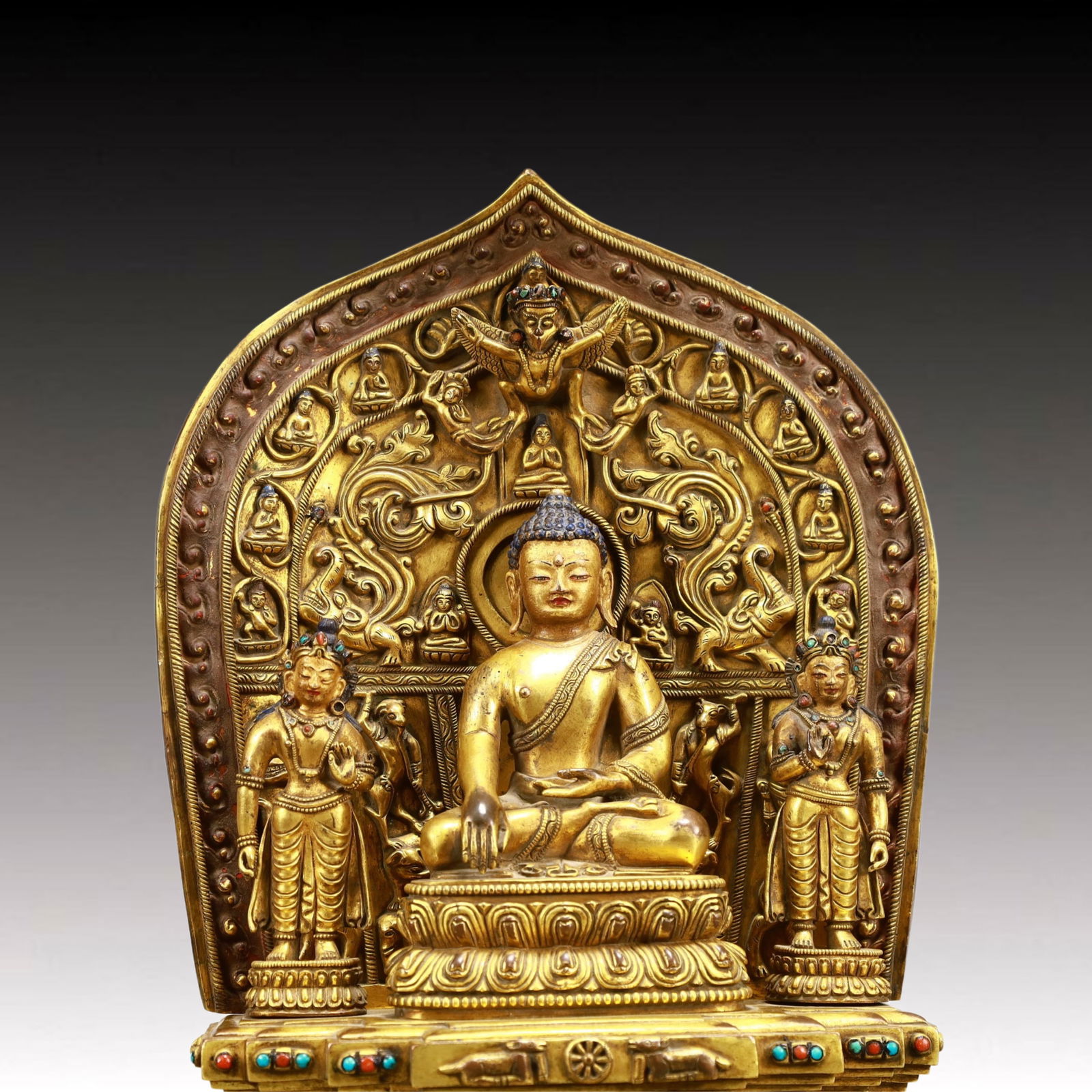 A Solemn Gilt Bronze Statue of Sakyamuni,Inlaid Turquoise: A Solemn Gilt Bronze Statue of Sakyamuni,Inlaid Turquoise,Ming Dynasty, China,Size:8.9inx4.7inx11.8in,Weight:5450g 