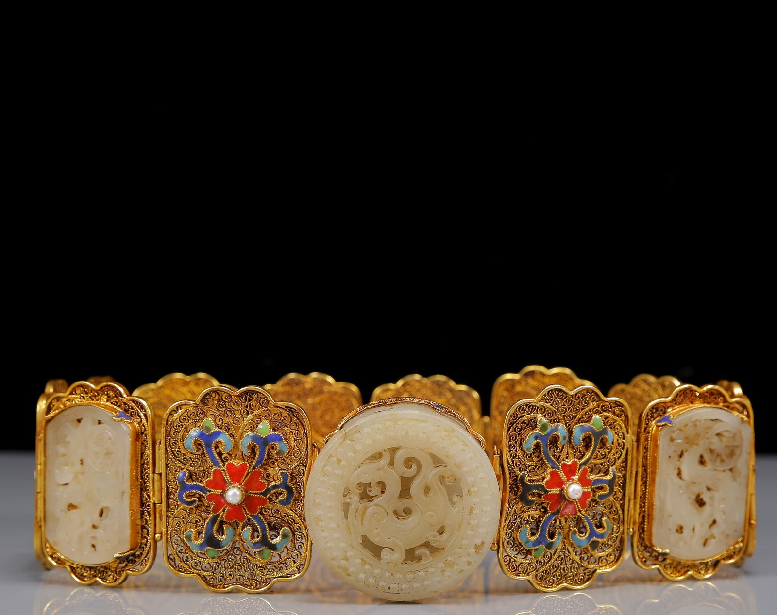 A Rare Gilt Inlaid White Jade Flower and Bird Pattern Ornament: A Rare Gilt Inlaid White Jade Flower and Bird Pattern Ornament,Qing Dynasty,China,Size:25.6inx2.6in,Weight:485g 