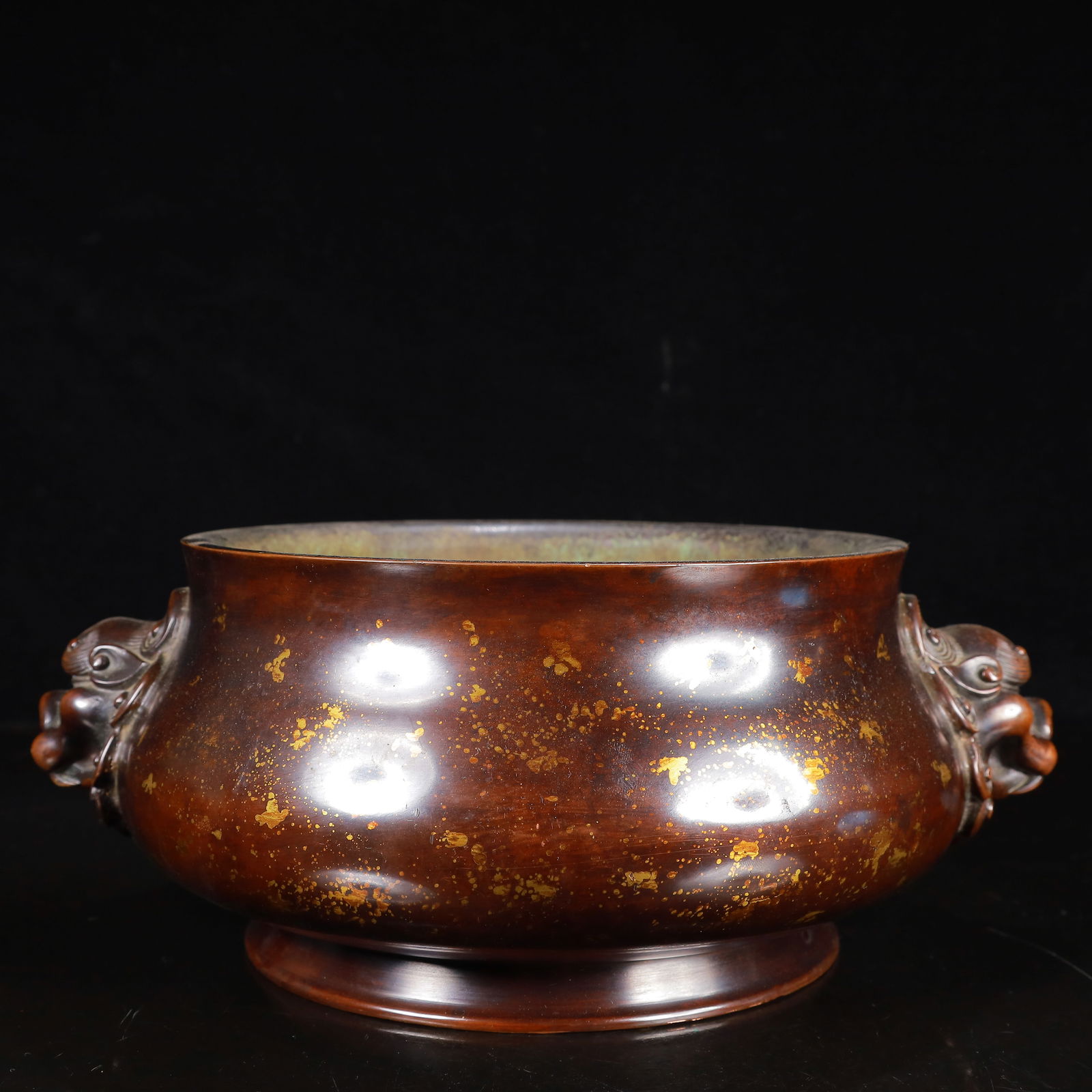 A Rare Bronze Lion-Ears Censer (1 of 10)