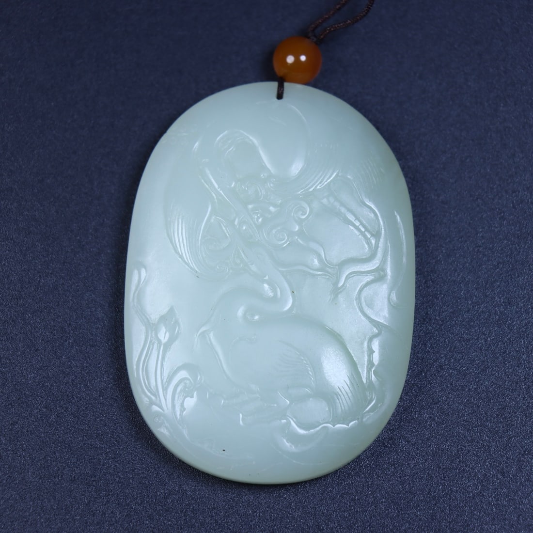An Exquisite White Jade Crane Pattern Pendant - 3