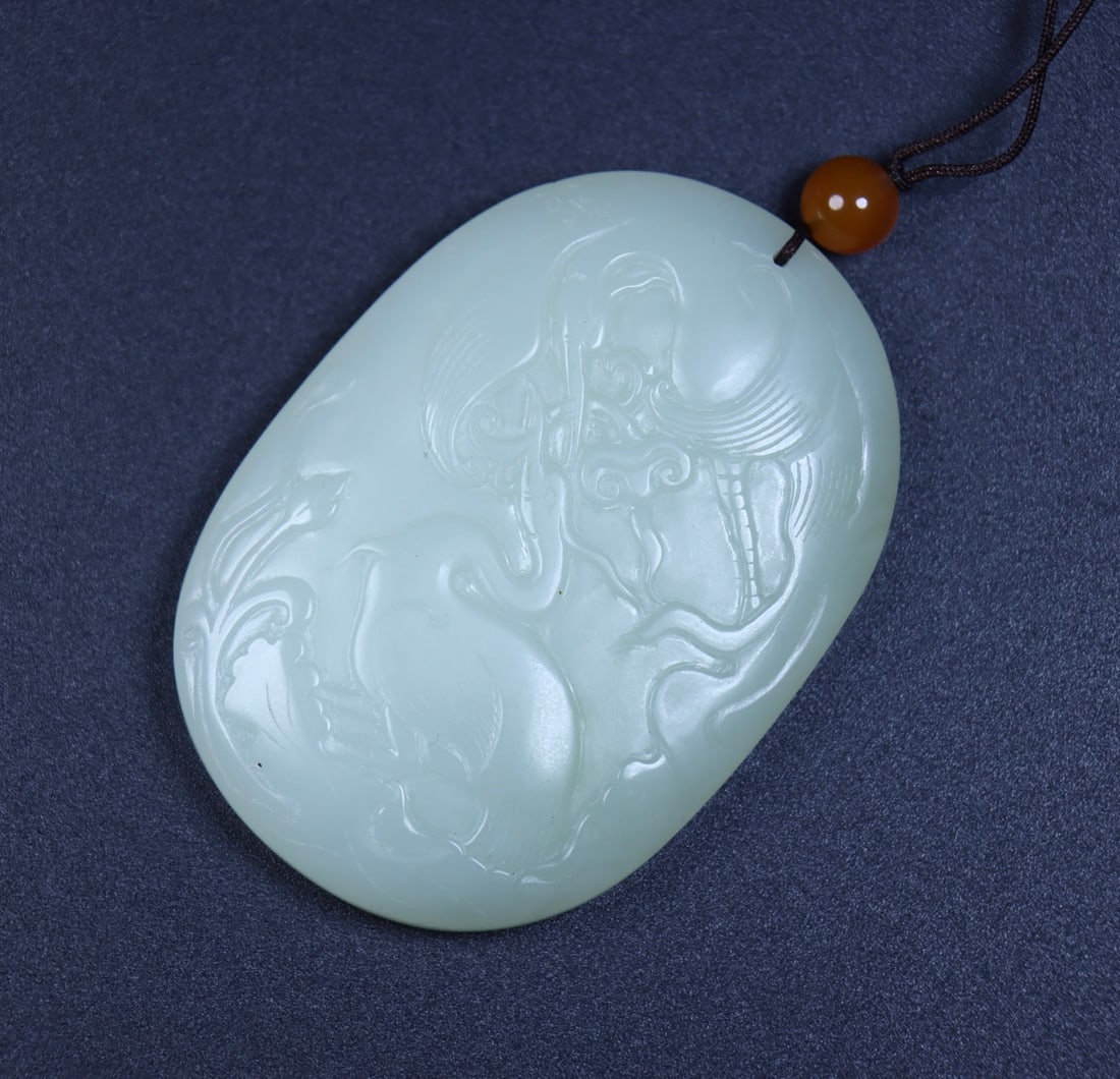 An Exquisite White Jade Crane Pattern Pendant - 6
