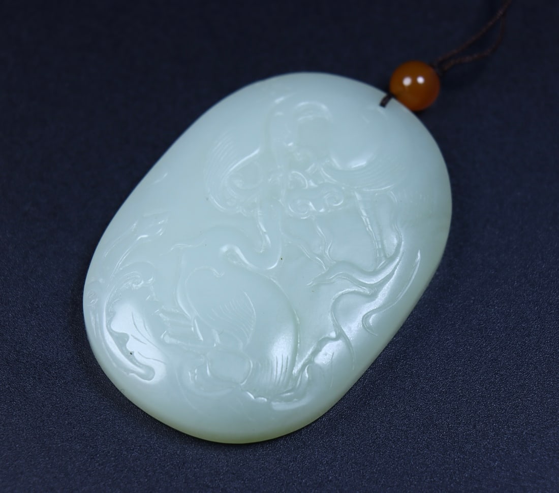An Exquisite White Jade Crane Pattern Pendant - 8