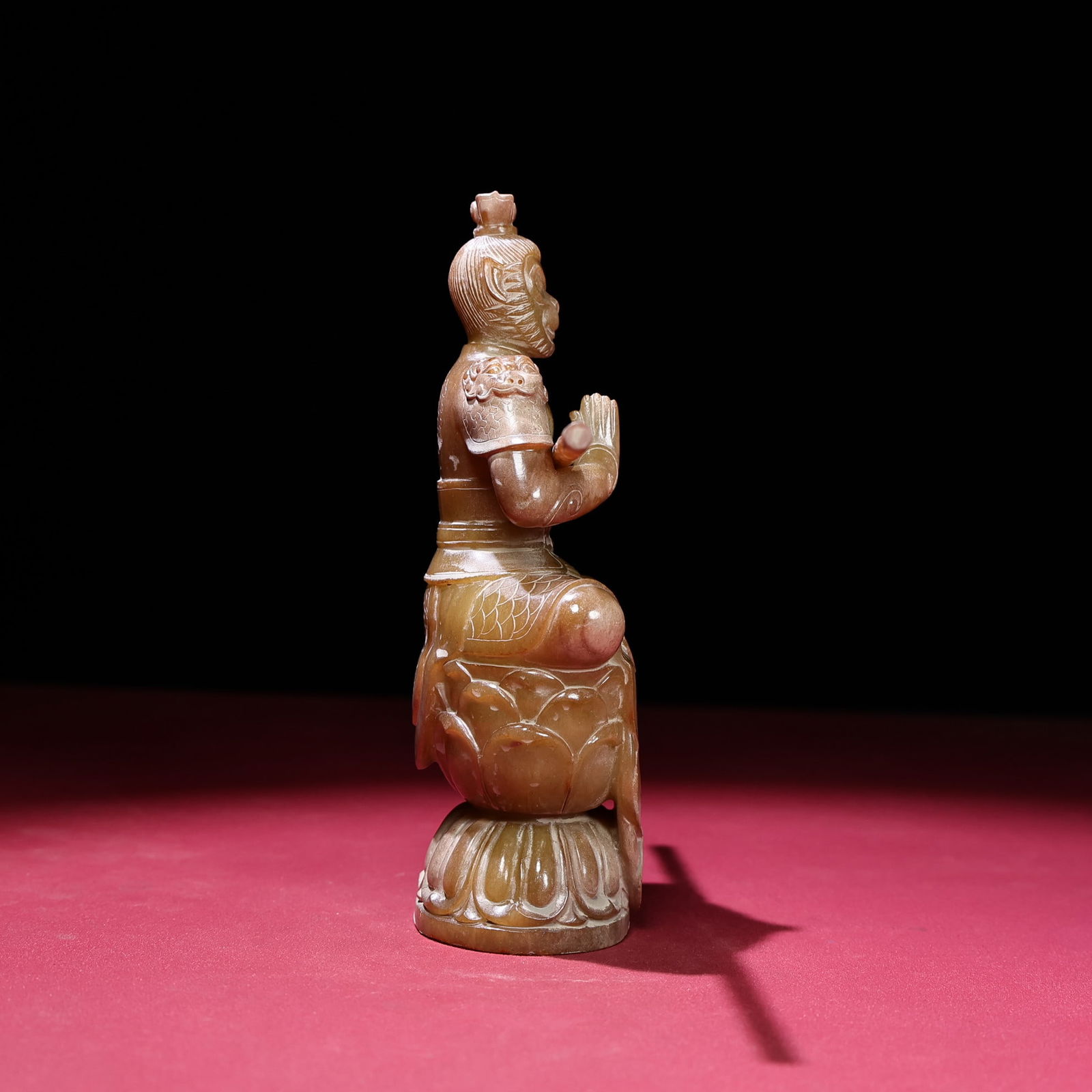 An Exquisite White Jade Monkey Ornament - 2