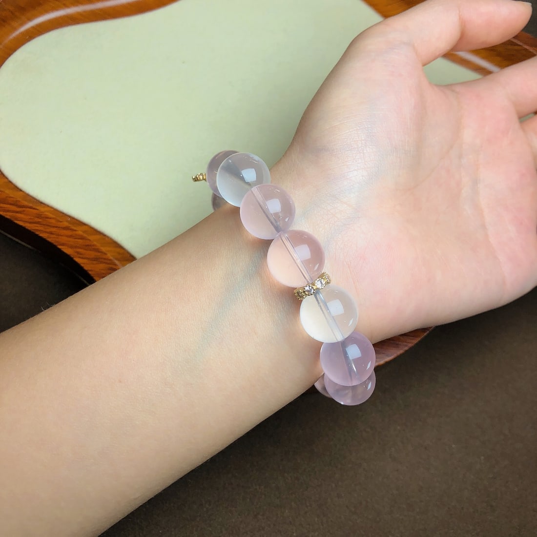 An Exquisite Crystal Bracelets - 4