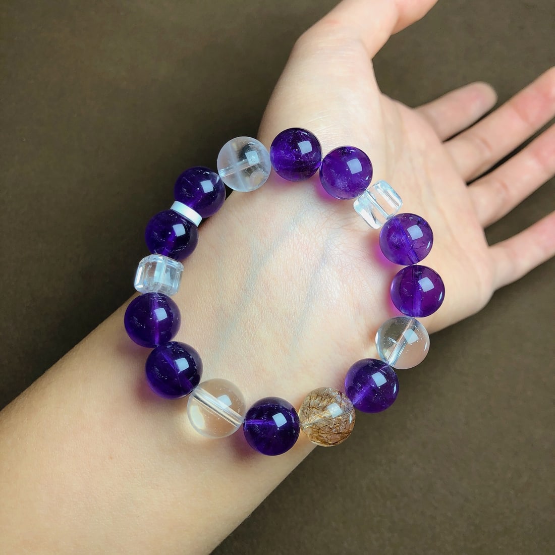 An Exquisite Crystal Bracelets - 2