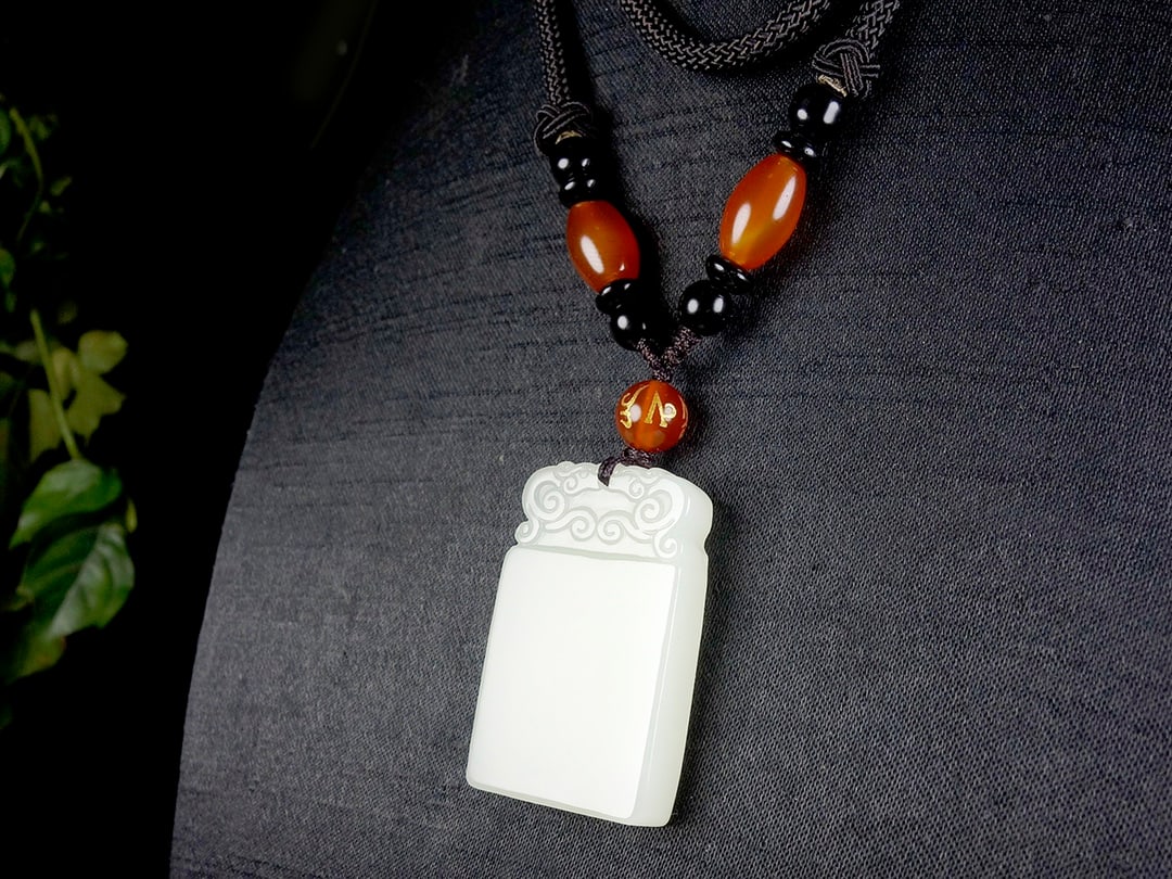 An Exquisite White Jade Auspicious Cloud Pattern Pendant - 5