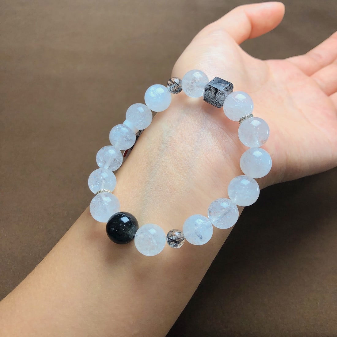 An Exquisite Crystal Bracelets - 4