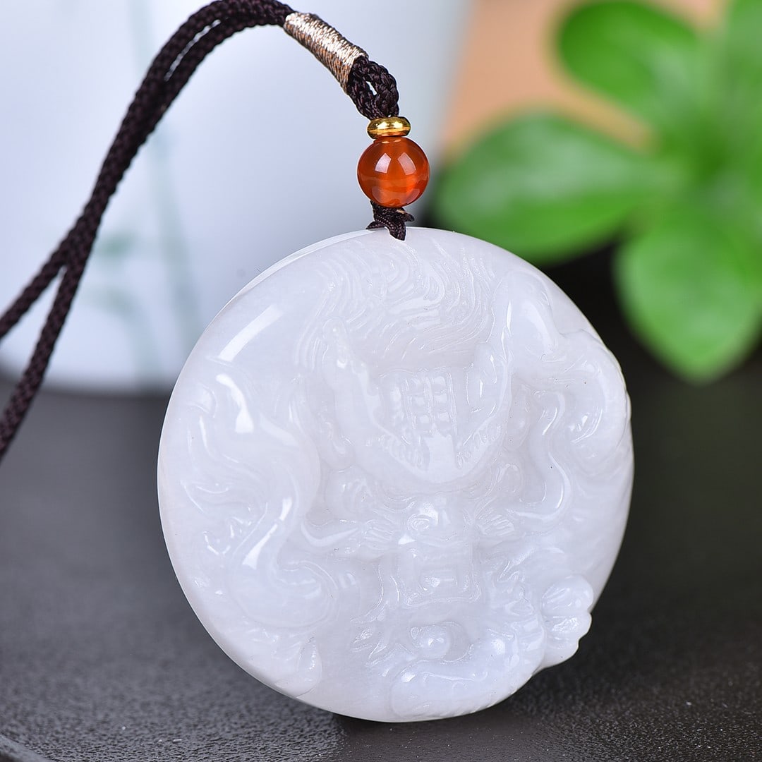 An Exquisite White Jade Dragon Pattern Pendant - 2