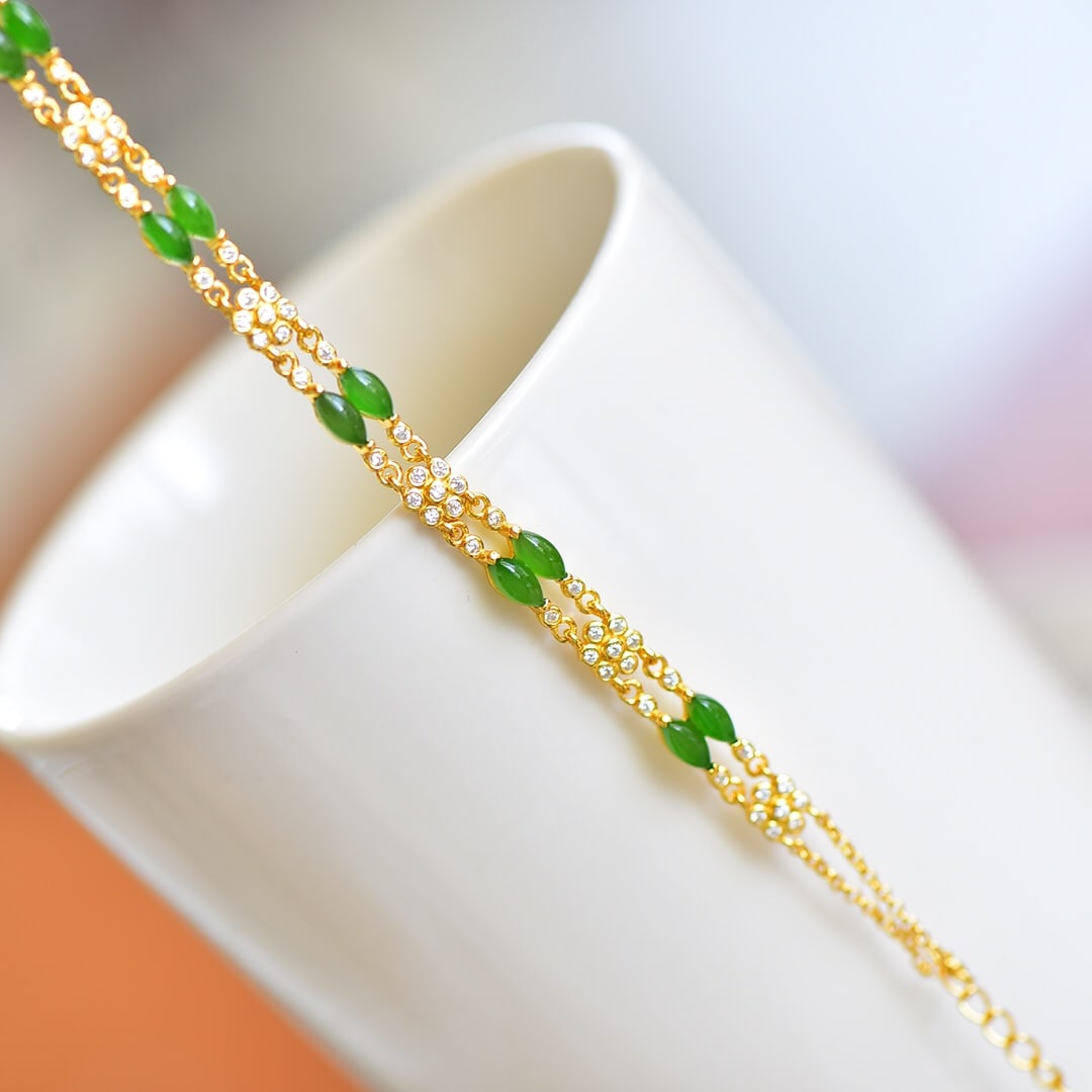 An Exquisite Sterling Silver-Gold Plated Inlaid Jasper Bracelet,Inlaid Diamond: An Exquisite Sterling Silver-Gold Plated Inlaid Jasper Bracelet,Inlaid Diamond,Size:0.1inx0.2in 纯银镀金镶碧玉手链,嵌钻石