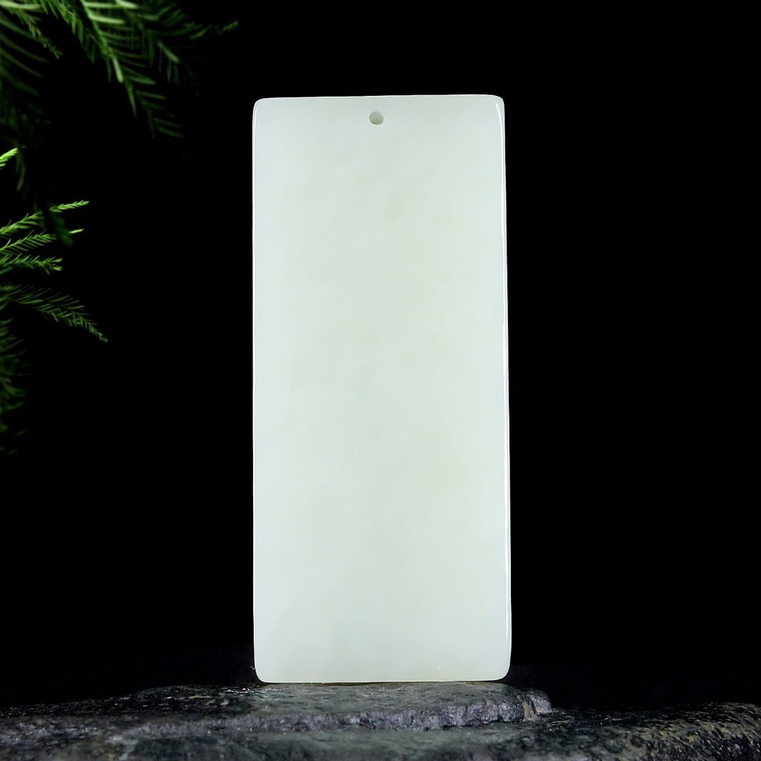 An Exquisite White Jade Dragon Pattern Pendant - 4