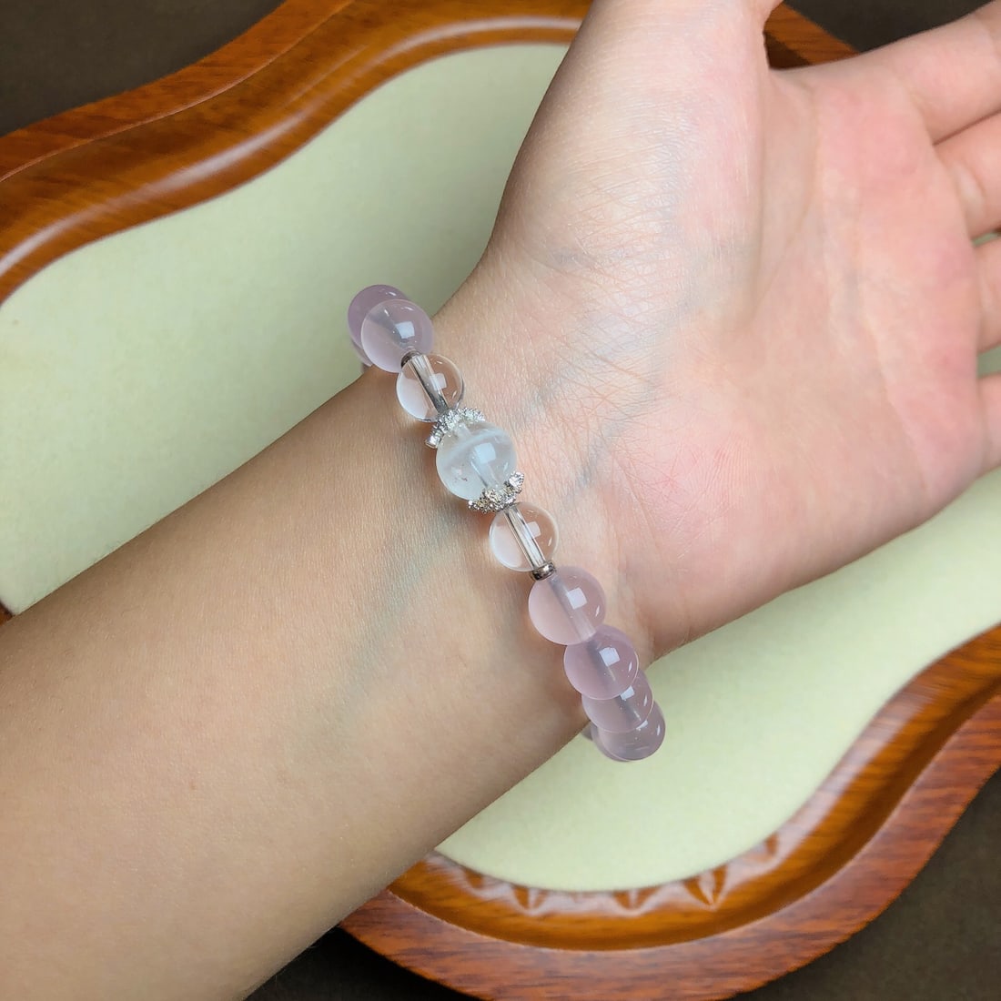 An Exquisite Crystal Bracelets - 5