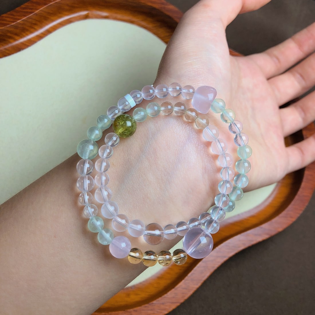 An Exquisite Crystal Bracelets - 2