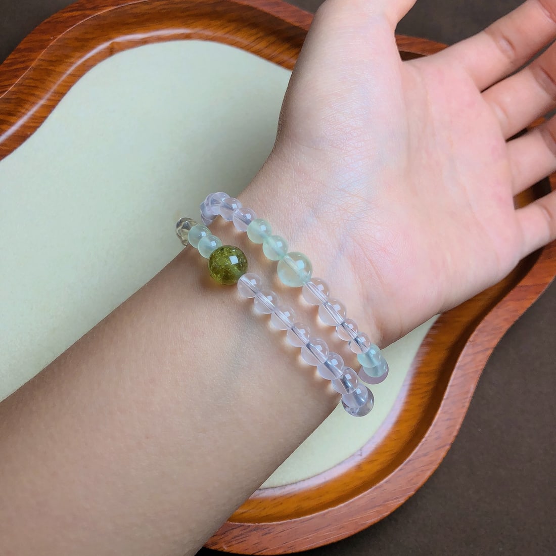 An Exquisite Crystal Bracelets - 4