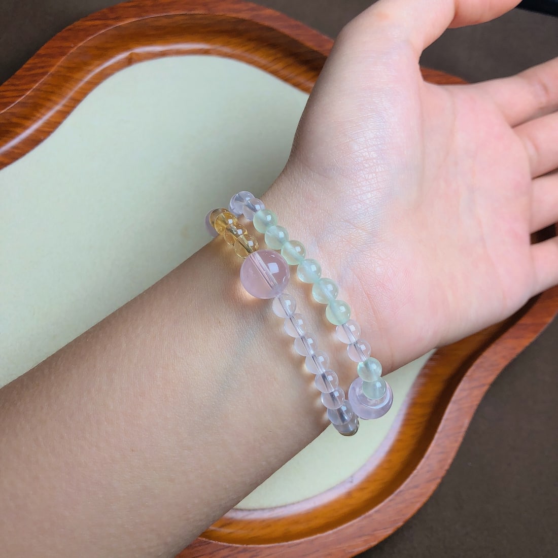 An Exquisite Crystal Bracelets - 5