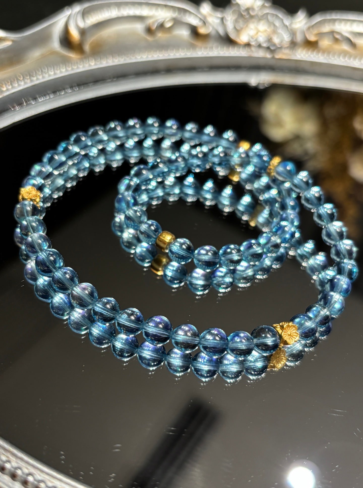 An Exquisite Aquamarine Bracelets (1 of 4)