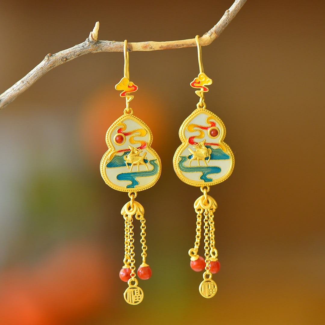 A Pair of Exquisite Sterling Silver-Gold Plated Inlaid White Jade Earrings: A Pair of Exquisite Sterling Silver-Gold Plated Inlaid White Jade Earrings 一对纯银镀金镶白玉耳环