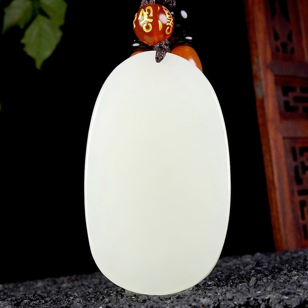 An Exquisite White Jade Monkey Pattern Pendant - 4