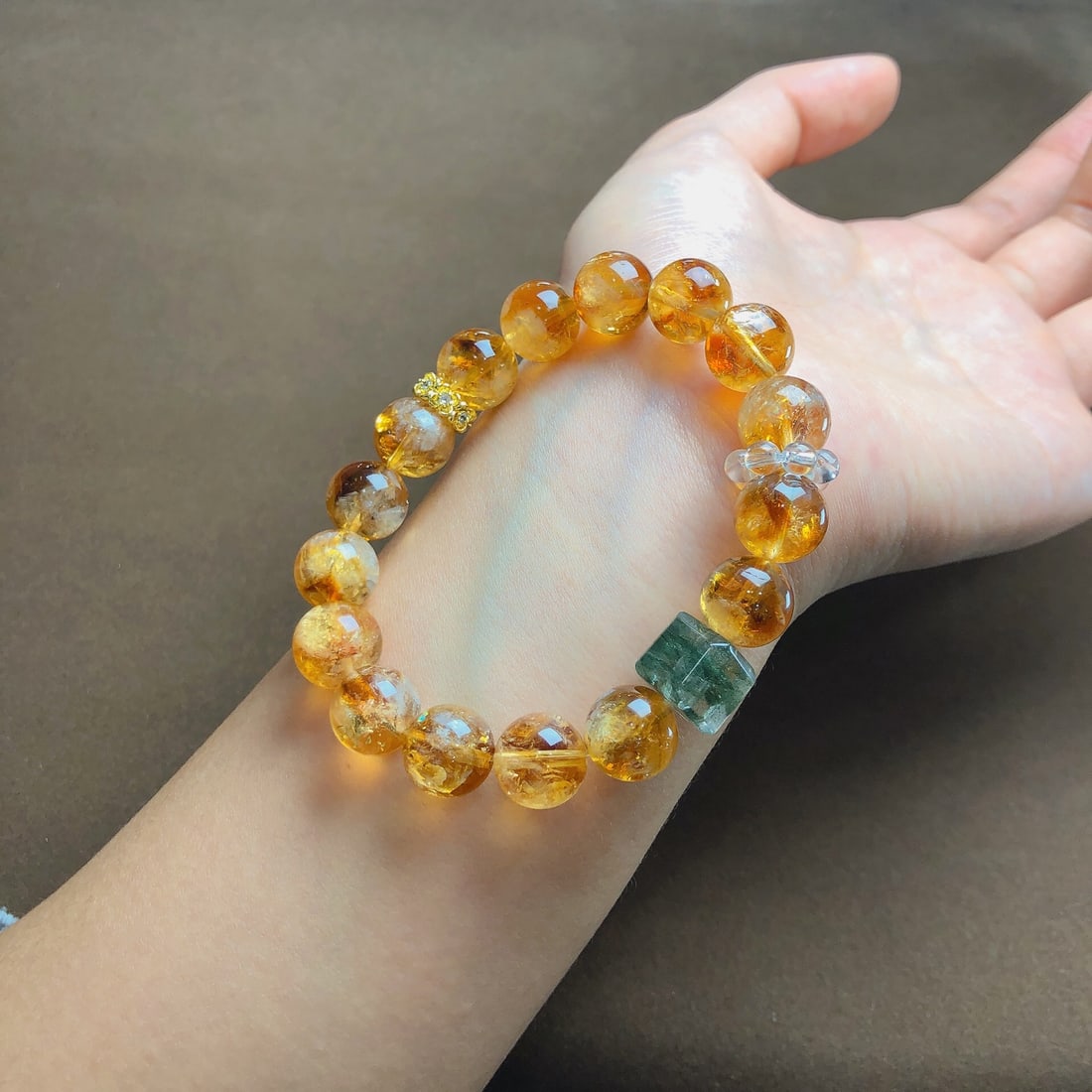 An Exquisite Crystal Bracelets - 4