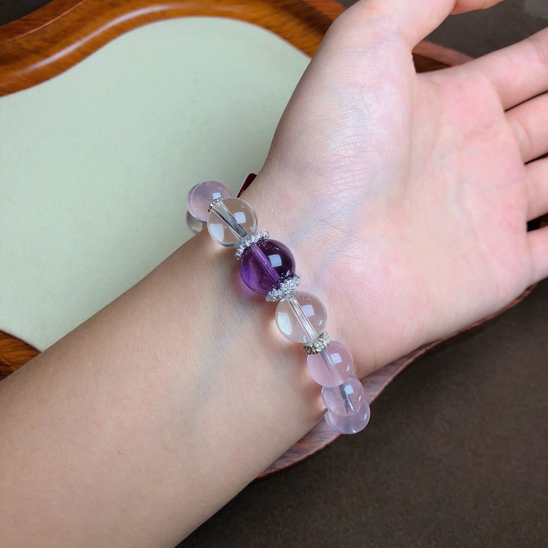 An Exquisite Crystal Bracelets - 8