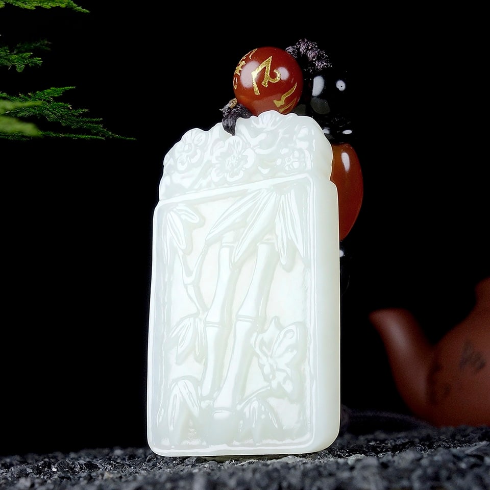 An Exquisite White Jade Bamboo Pattern Pendant - 2