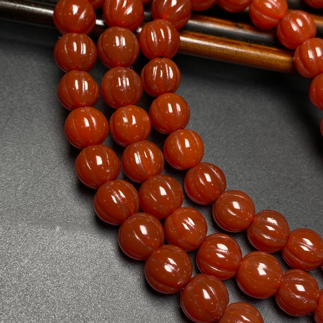 A Precious Agate Necklace - 8