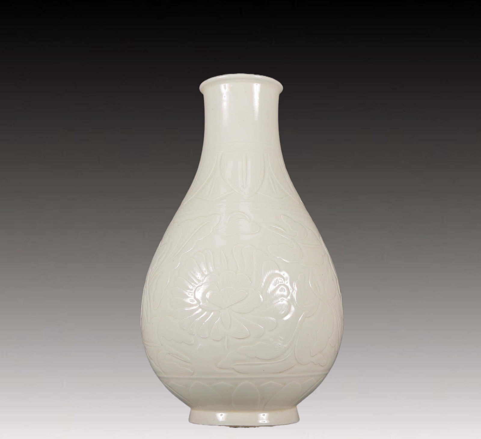 A Rare Ding yao Flower Pattern Vase (1 of 10)
