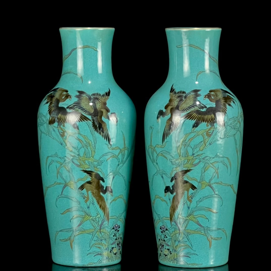 A Pair of Exquisite Turquoise Glazed Famille-Rose Painted Gold Flower and Bird Pattern Vases,With (1 of 9)