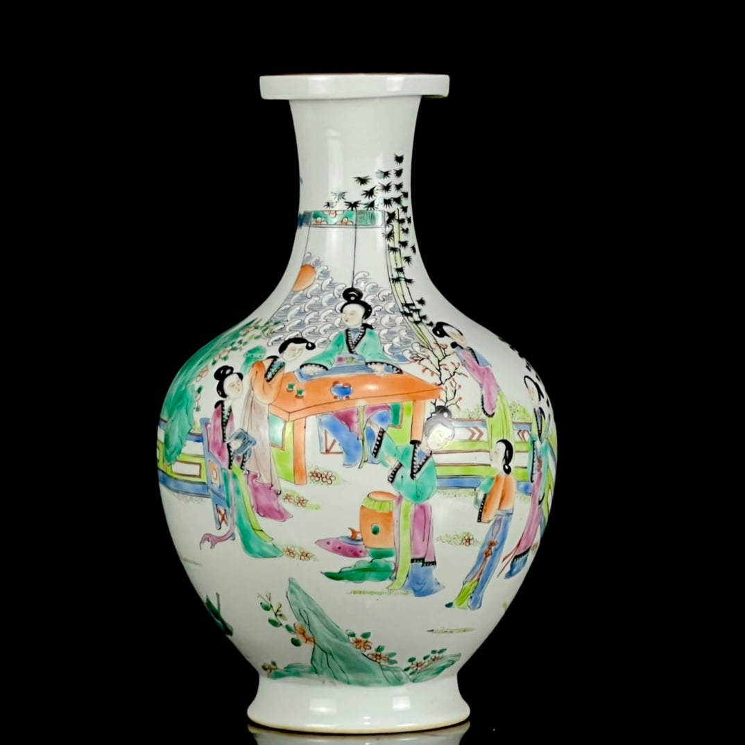 A Rare Famille-Rose Character and Story Pattern Vase,With Poem: A Rare Famille-Rose Character and Story Pattern Vase,With Poem,Qing Dynasty, China,Size:13inx7.5in 粉彩人物故事纹瓶,带诗文,中