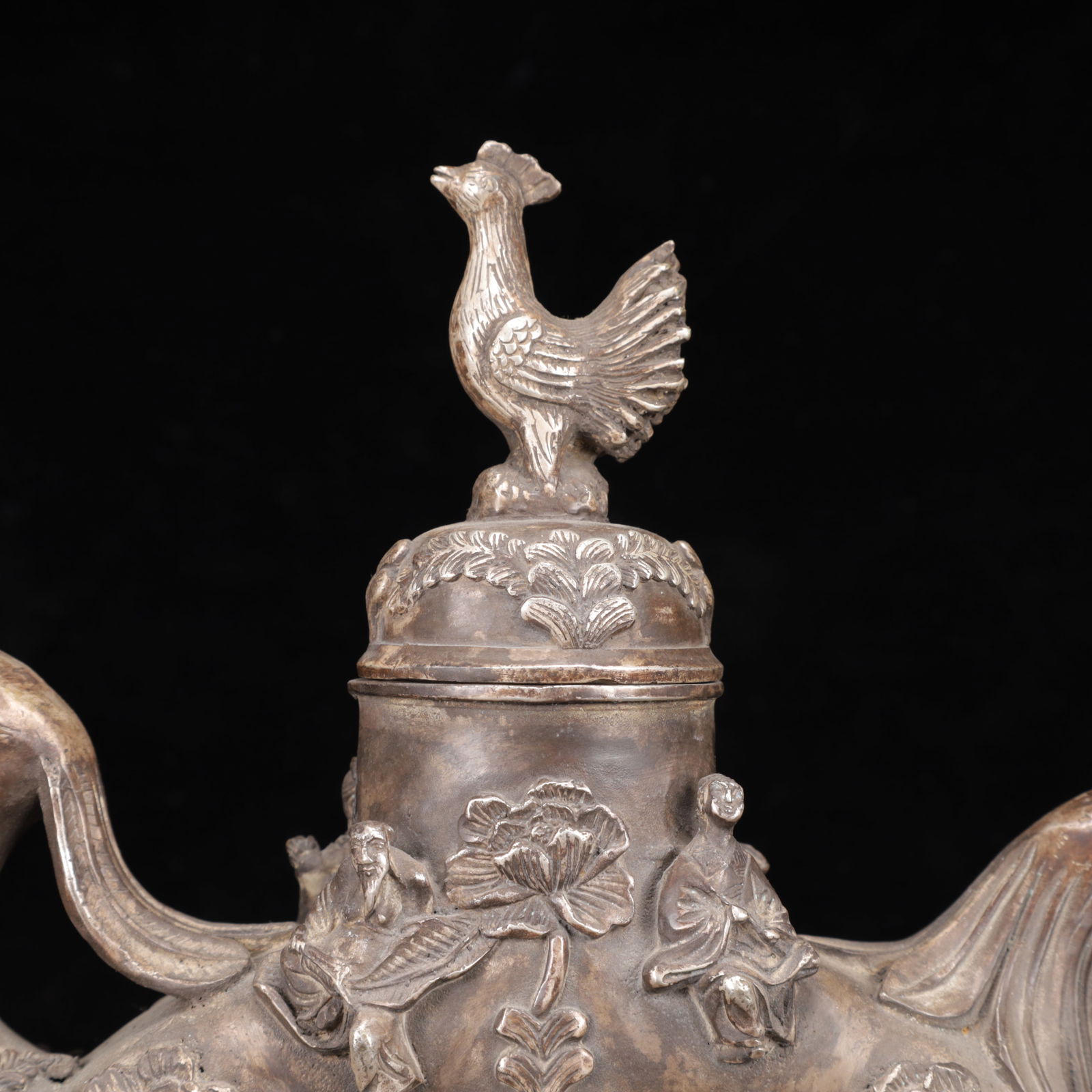 An Exquisite Silver Flower Pattern Phoenix Ornament - 2