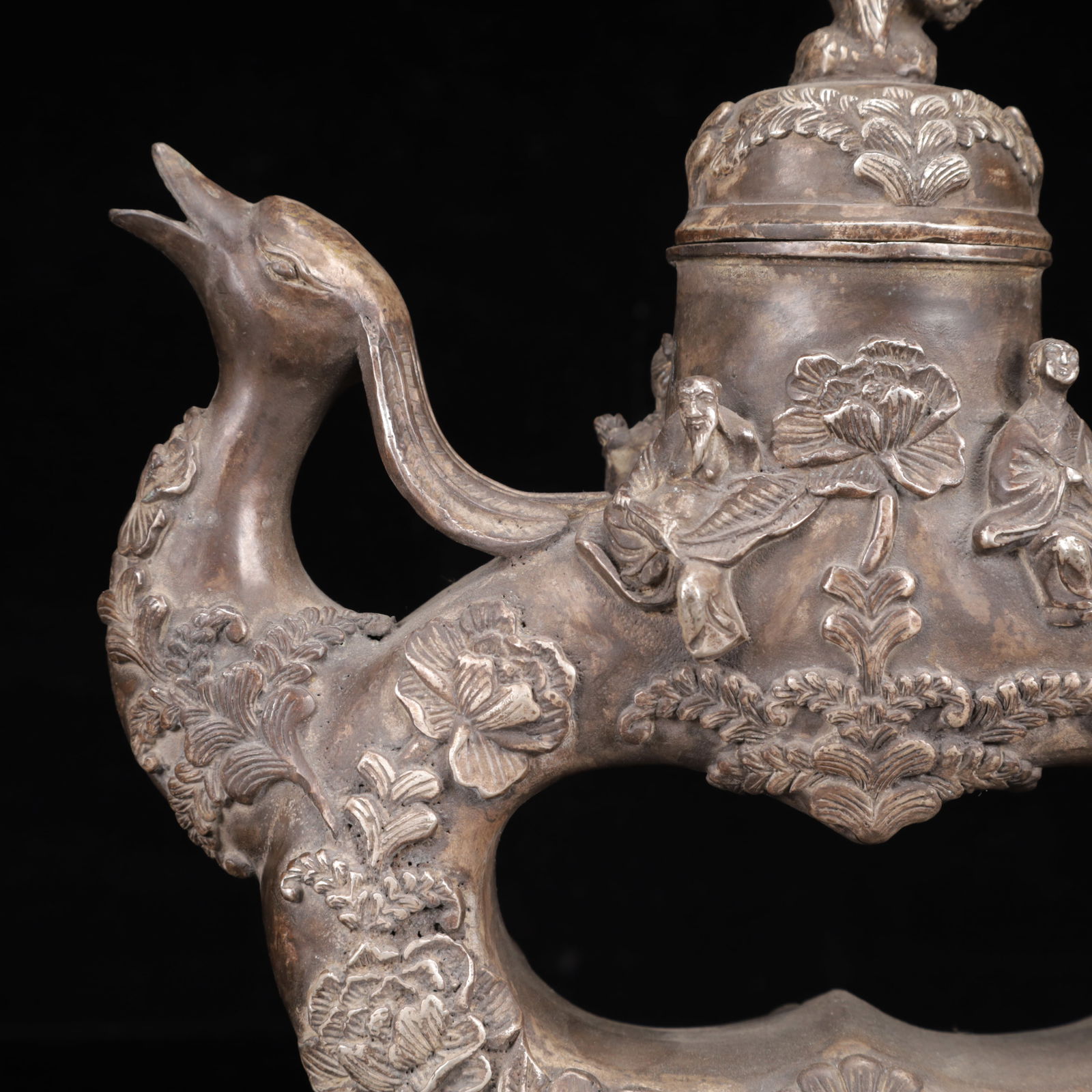 An Exquisite Silver Flower Pattern Phoenix Ornament - 3