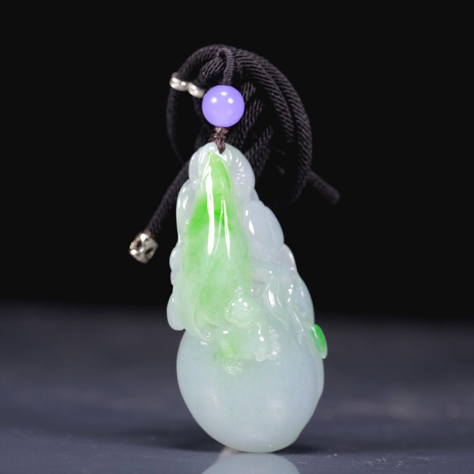 Natural Jadeite Peach Pattern Pendant - 3