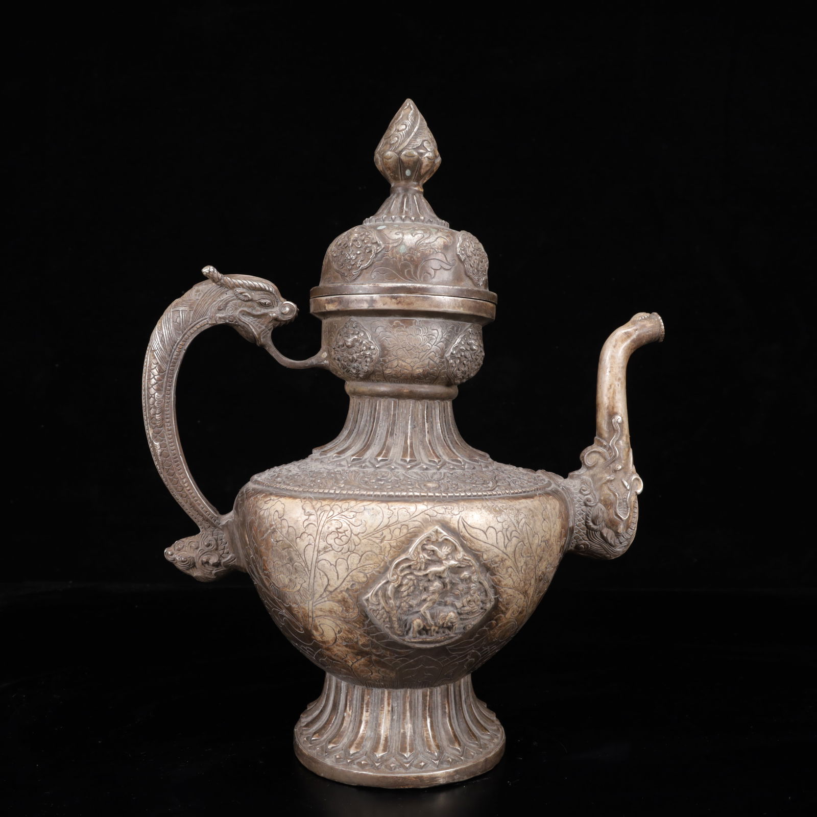 An Exquisite Silver Lotus Pattern Ewer - 9