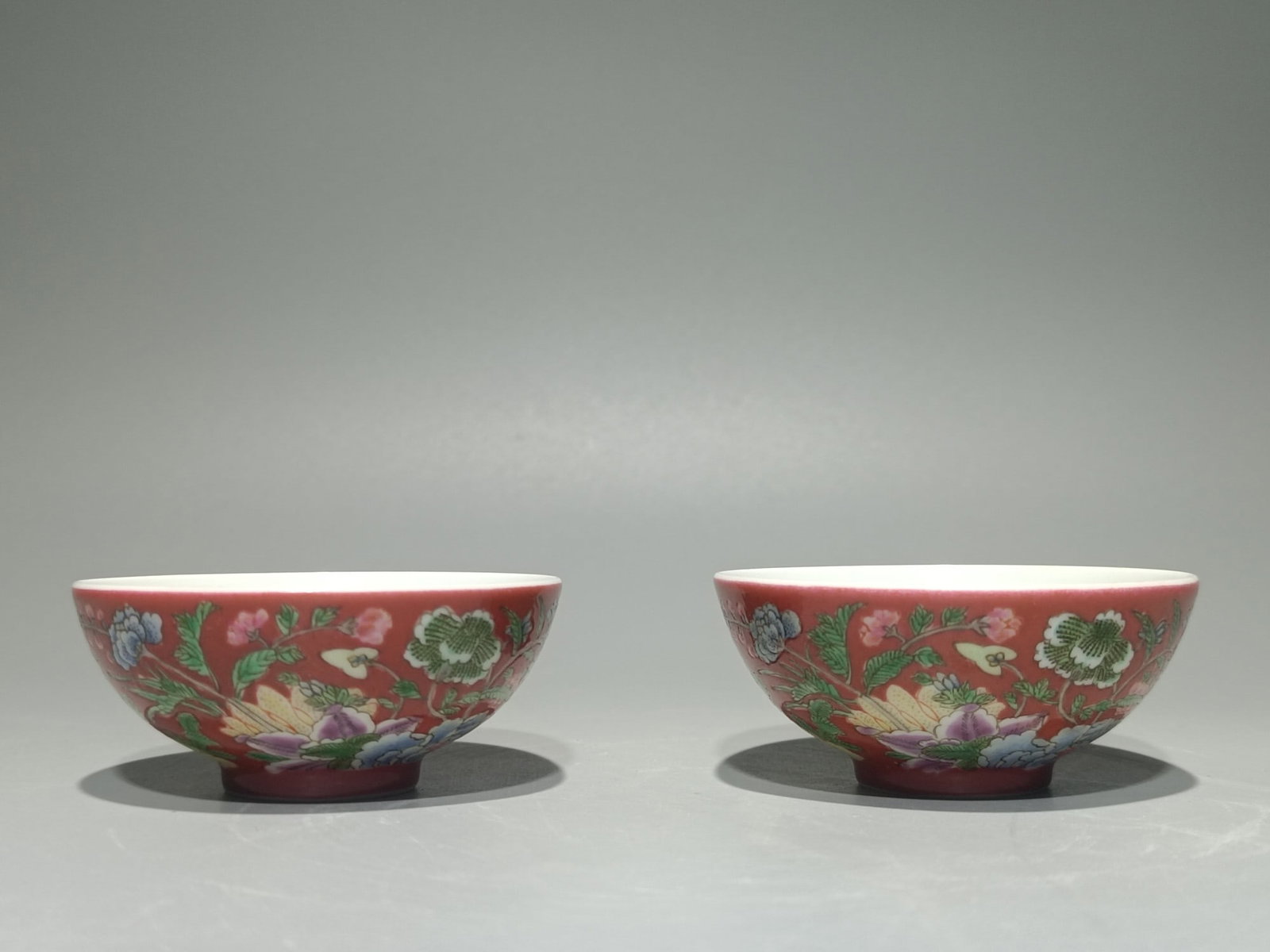 A Pair of Exquisite Enamel Coral Red Ground Flower Pattern Cups (1 of 9)