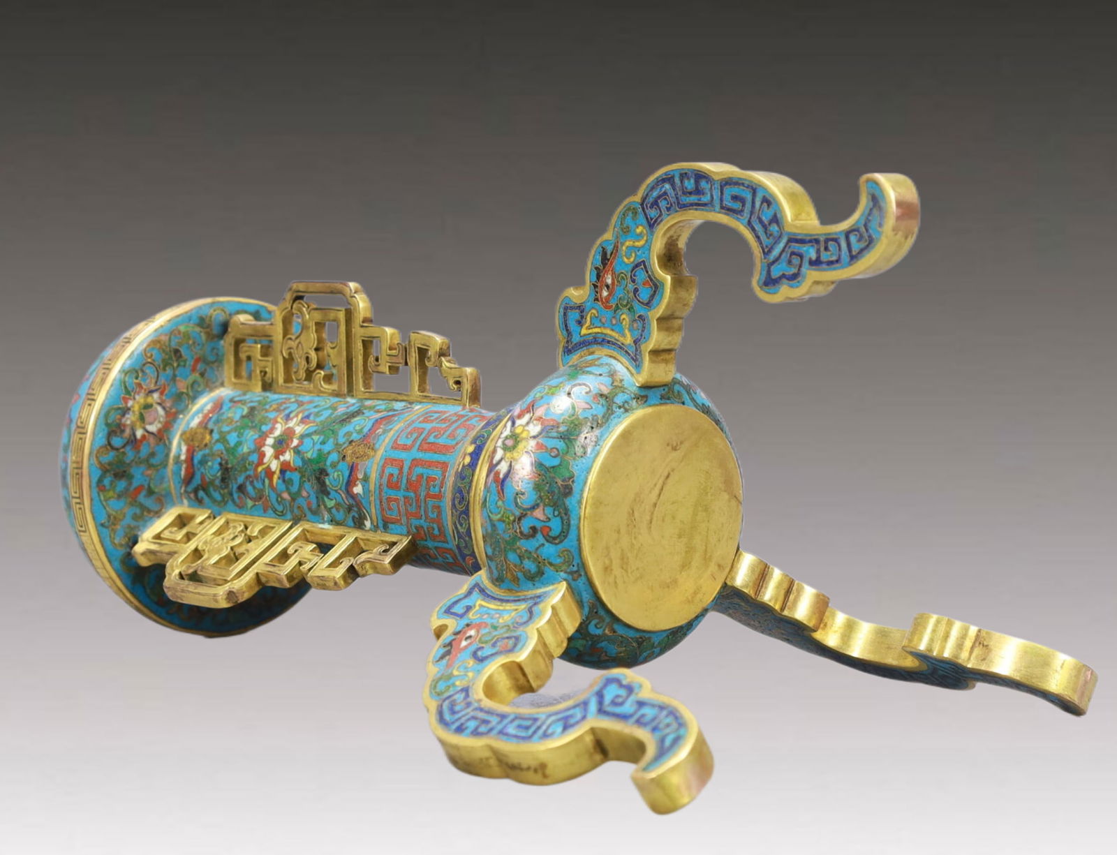 An Exquisite Cloisonne Lotus Pattern Hatstand - 9