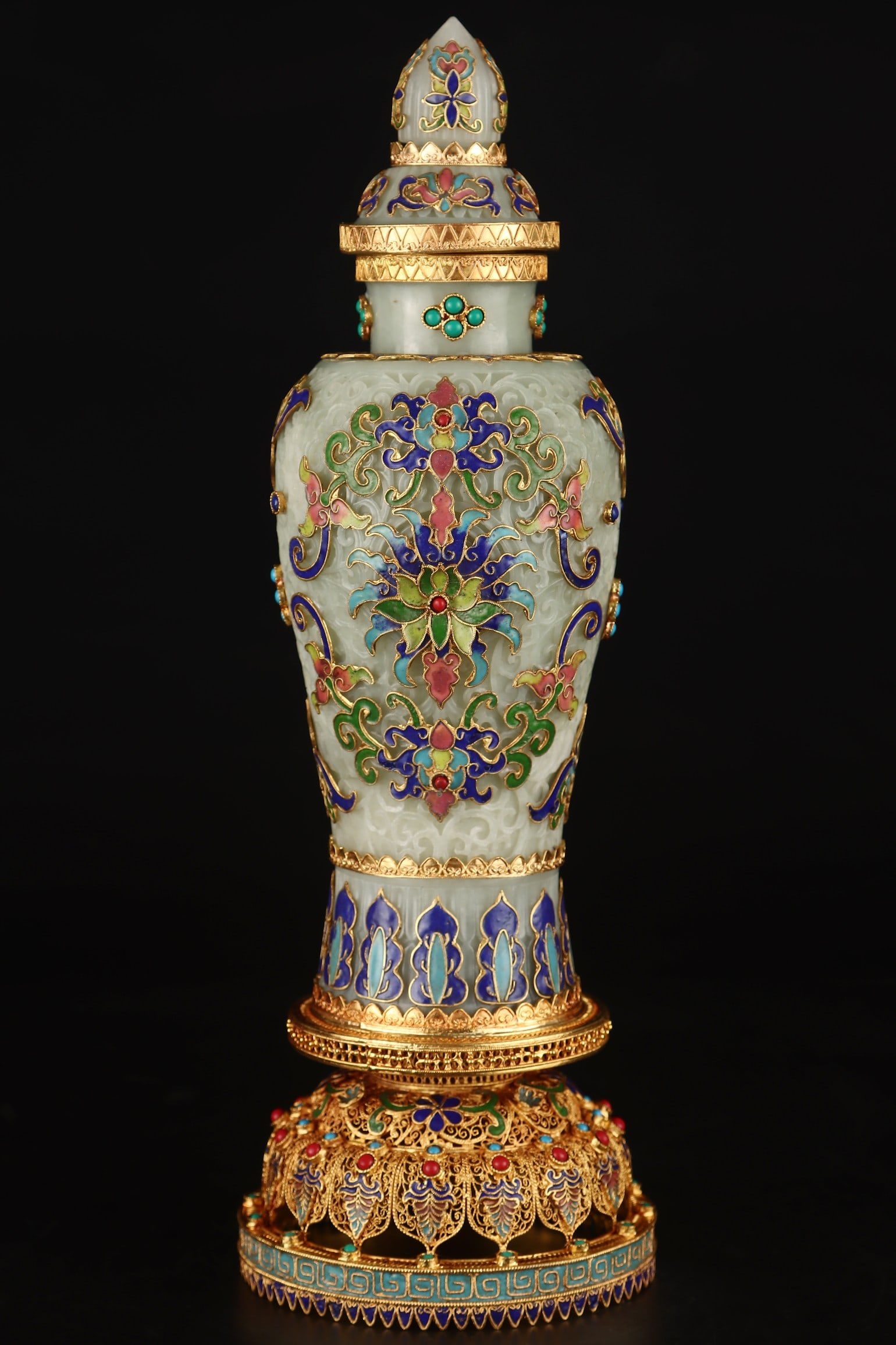 A Rare Filigree and Gilding Inlaid White Jade Flower Pattern Bottle,Inlaid Turquoise: A Rare Filigree and Gilding Inlaid White Jade Flower Pattern Bottle,Inlaid Turquoise,Qing Dynasty,China,Qianlong Four-character Mark,Size:4.3inx4.3inx12.2in,Weight:1232g 花丝鎏ດ