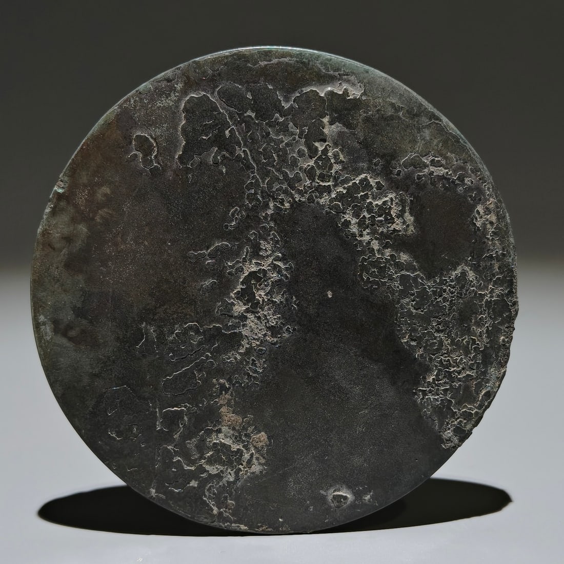 An Archaic Bronze Coiling Dragon Pattern Round Mirror - 8