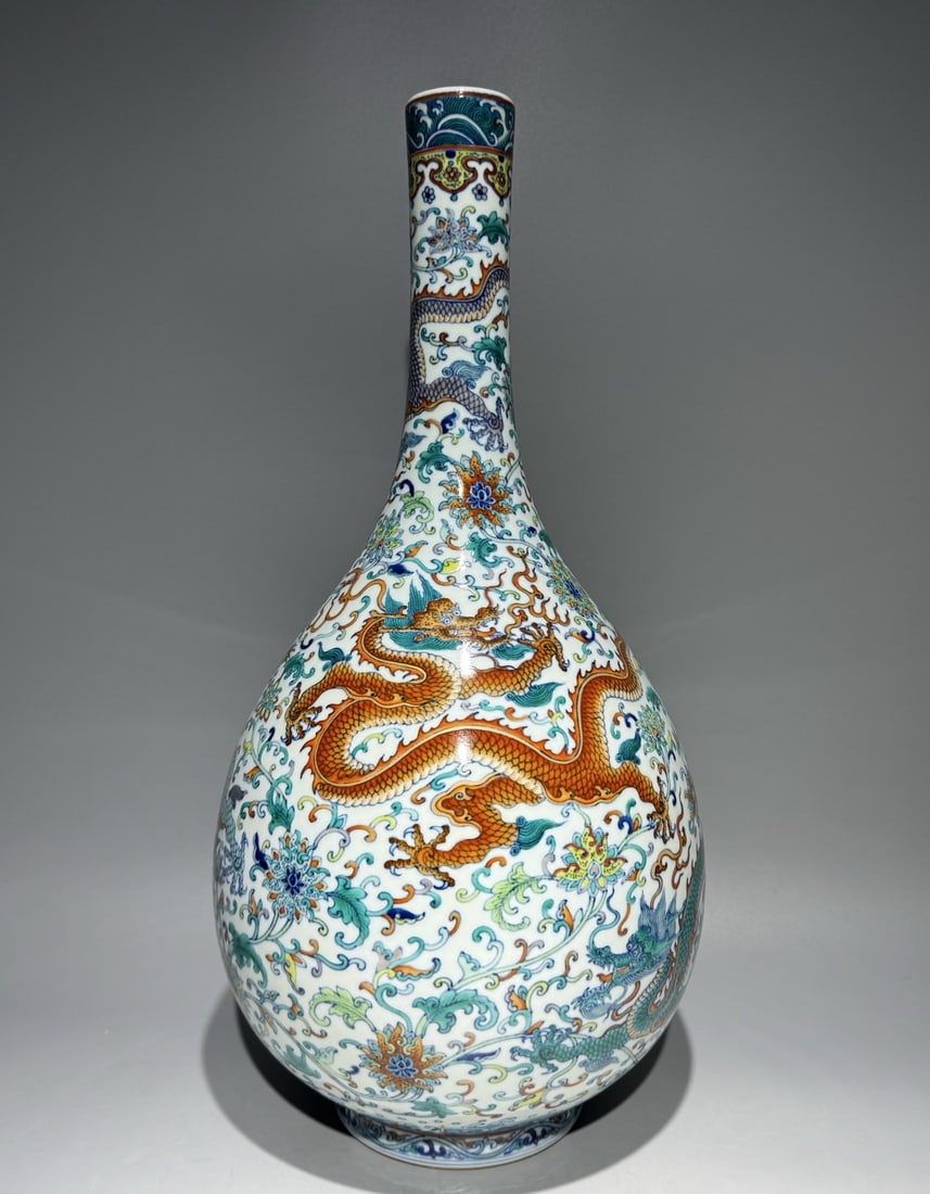A Huge Doucai Painted Gold Lotus?Seawater Dragon Pattern Vase (1 of 9)