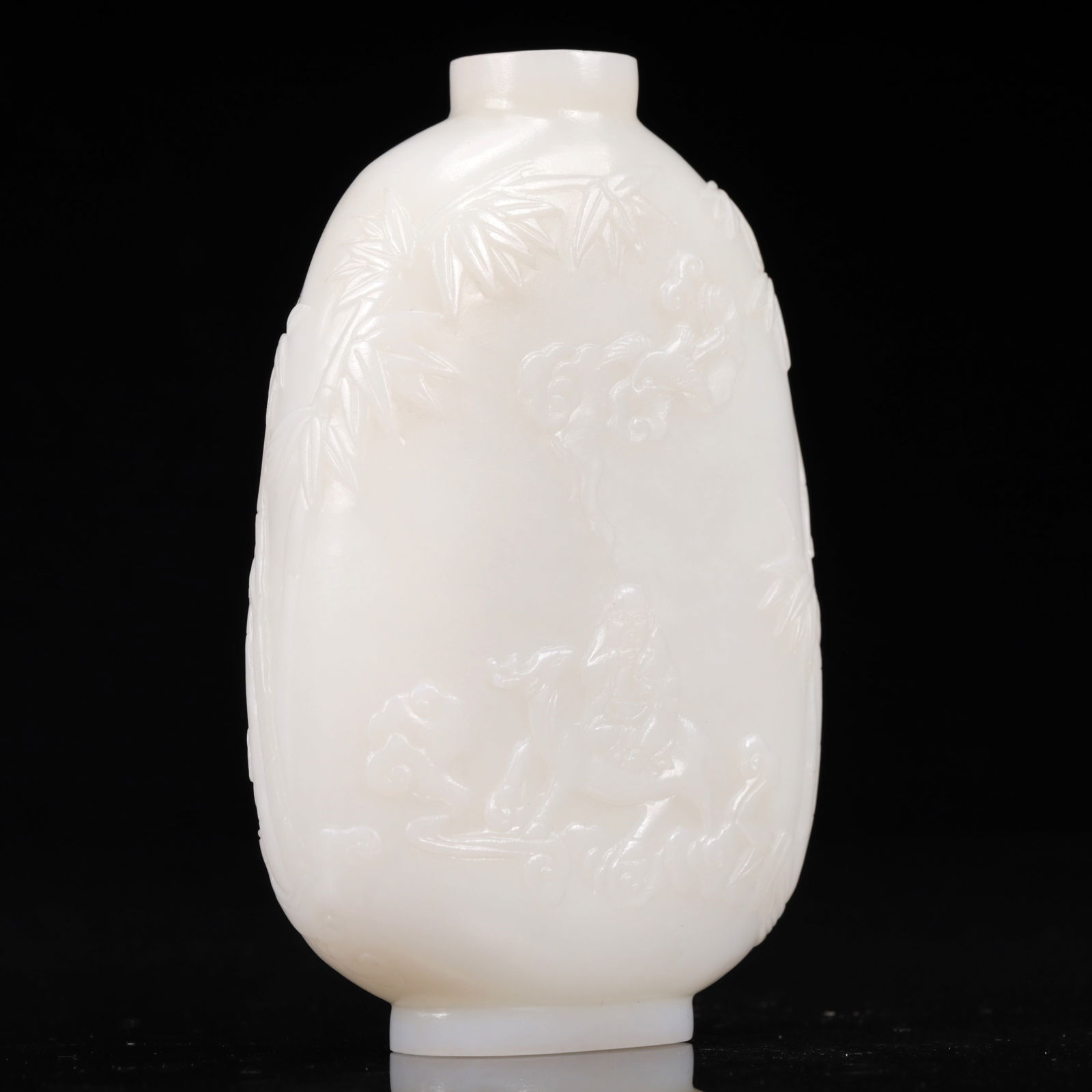 An Exquisite White Jade Figure Pattern Snuff Bottle - 5