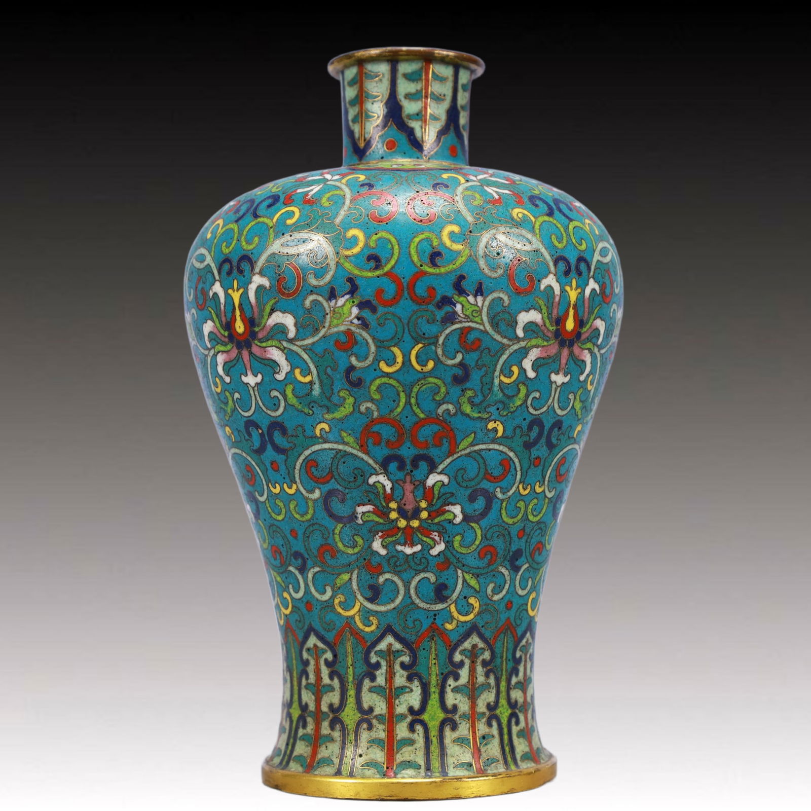 An Exquisite Cloisonne Lotus Pattern Vase - 2