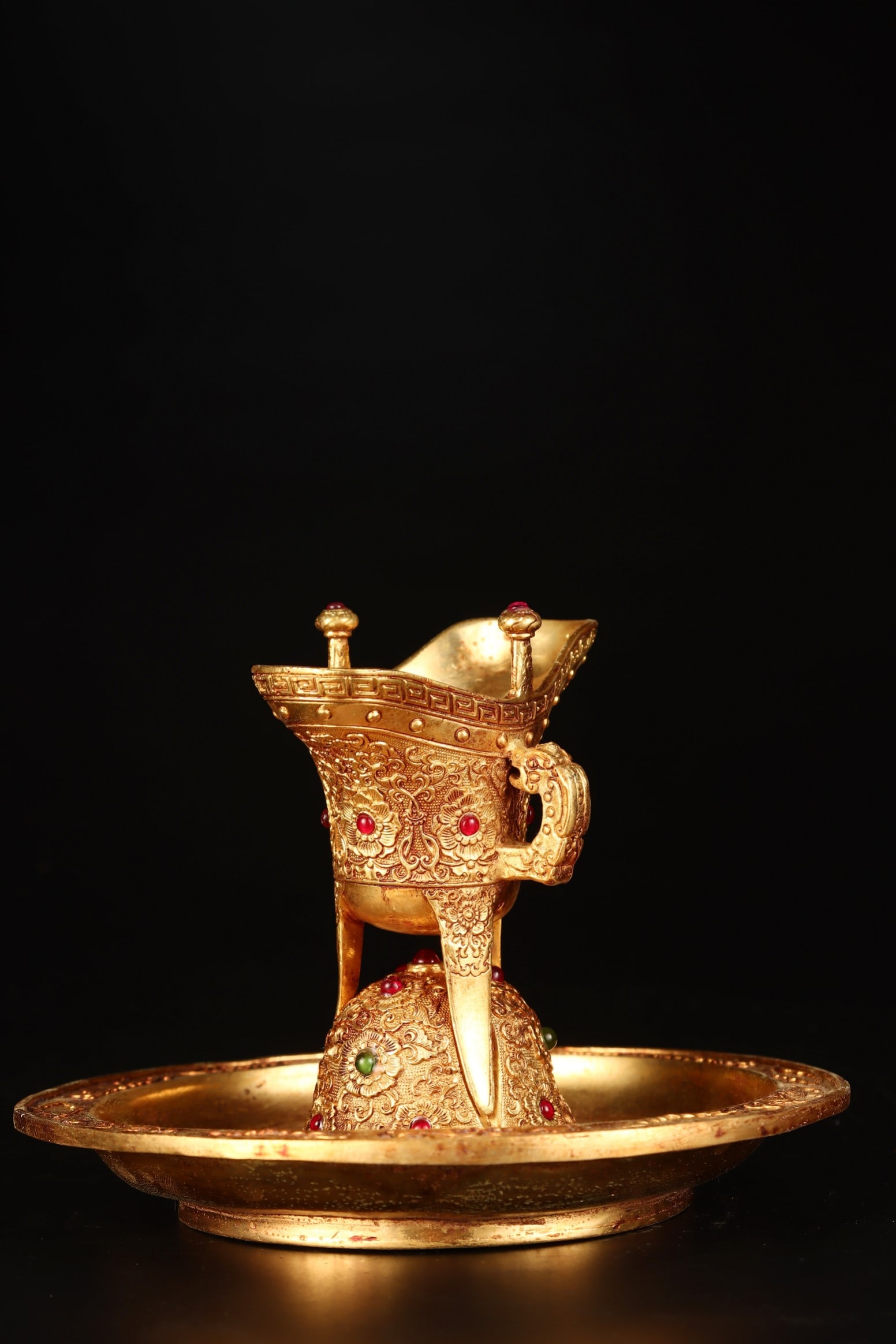 An Exquisite Gilt Bronze Flower Pattern Double-Ears Tripod Goblet,With Tray,Inlaid Gems (1 of 9)