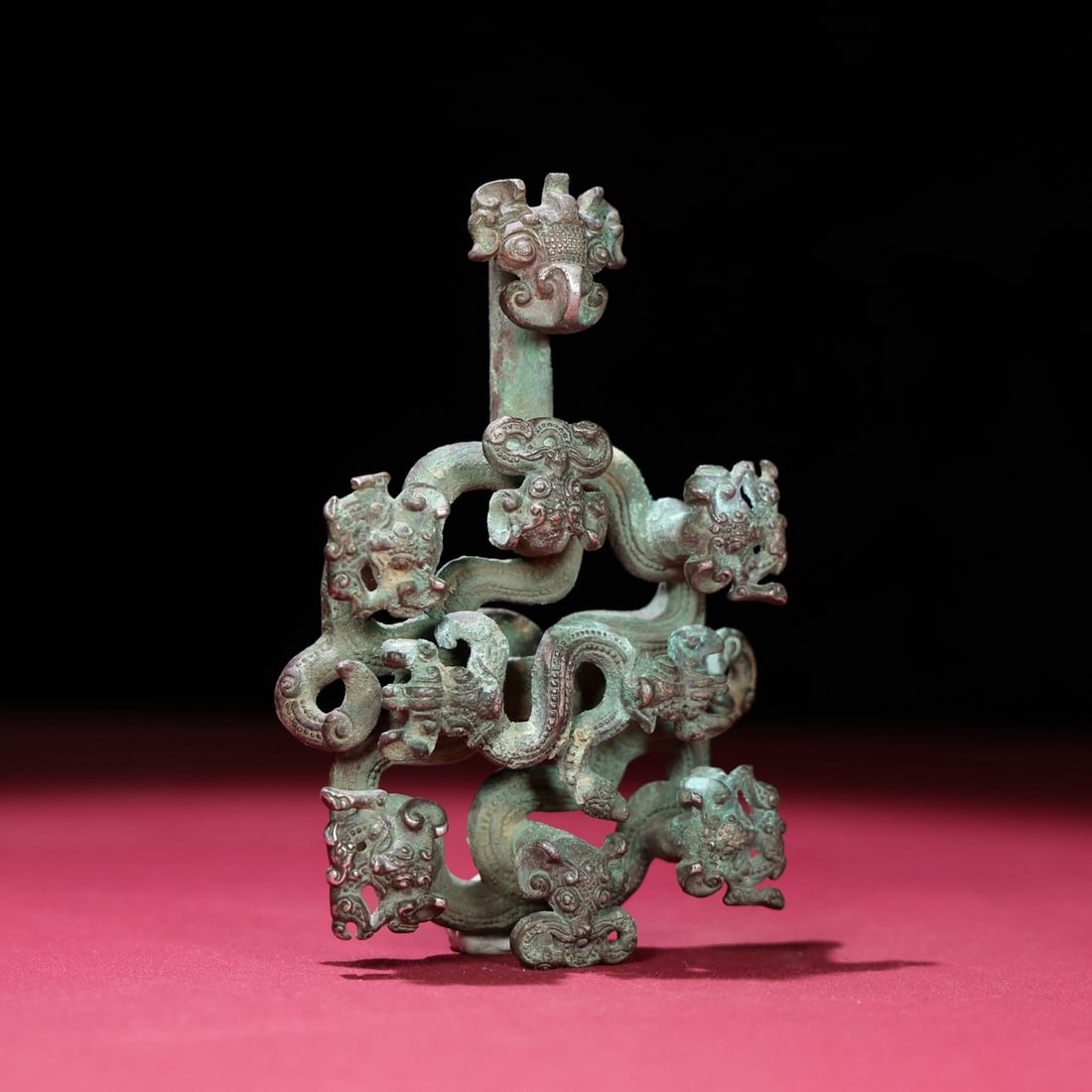 An Exquisite Silver Dragon Pattern Hook - 4