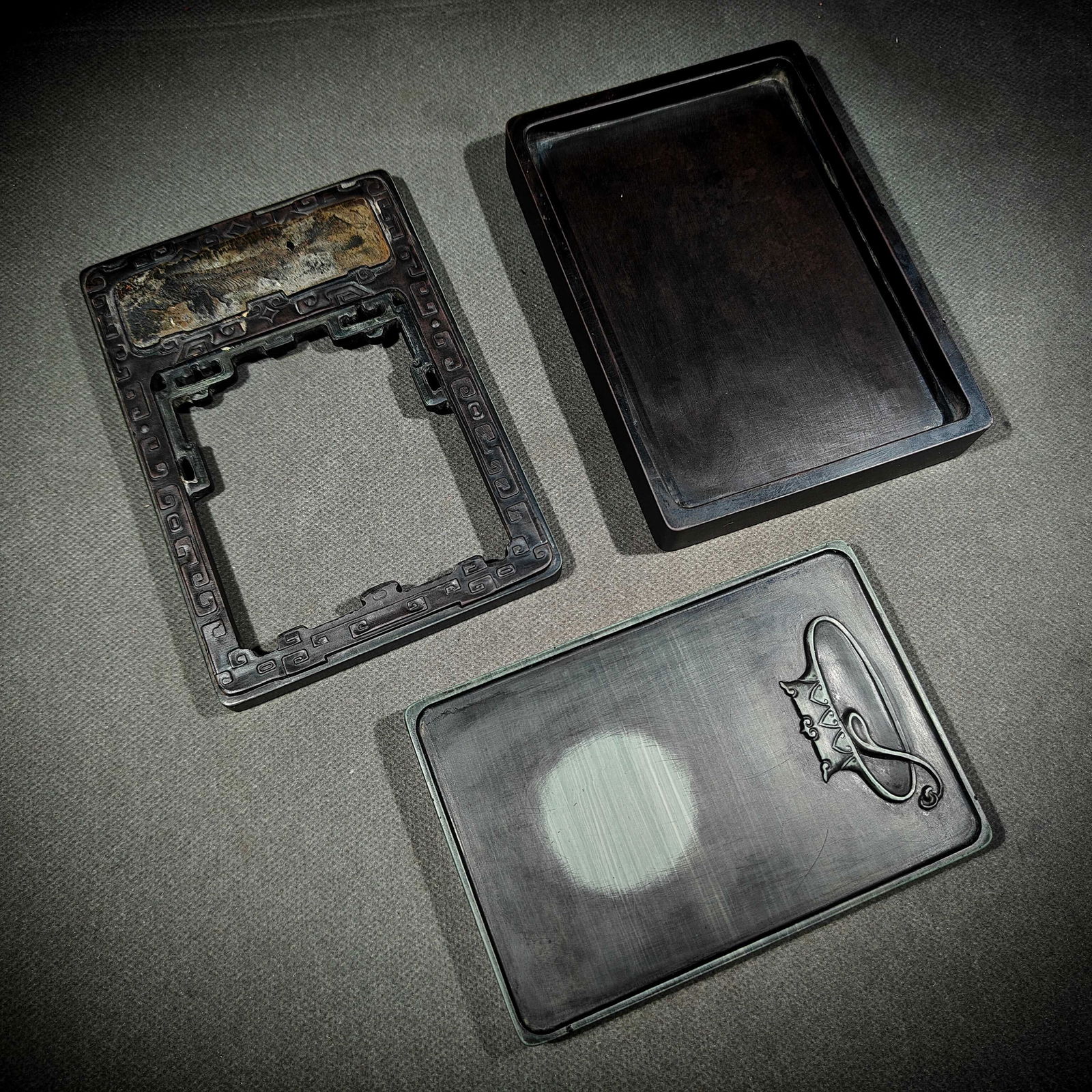 An Exquisite Fish Pattern Inkstone,With Poem - 2