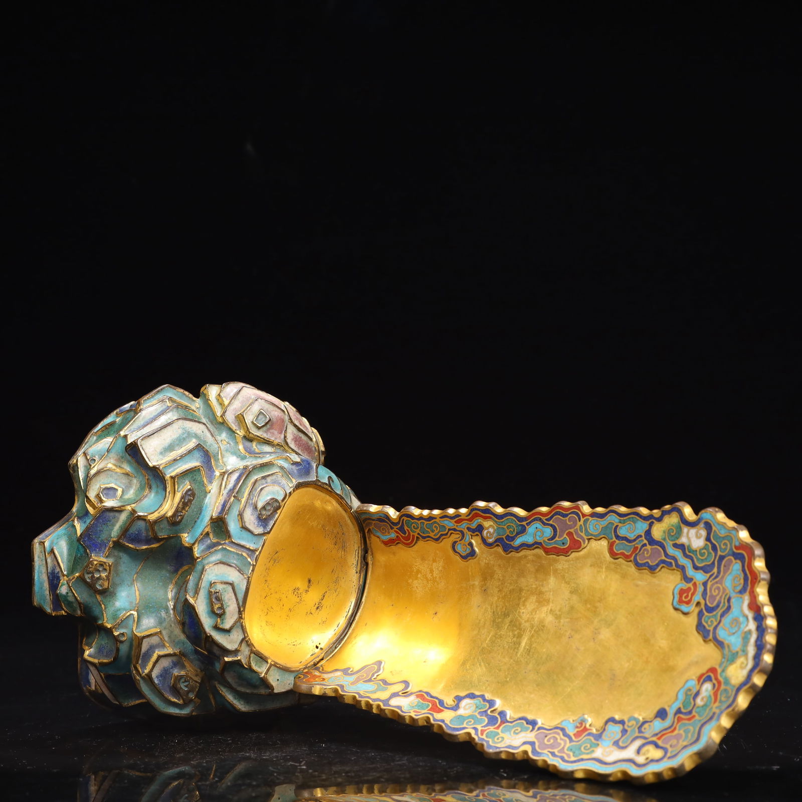 An Exquisite Cloisonne Auspicious Cloud Pattern Throne - 7